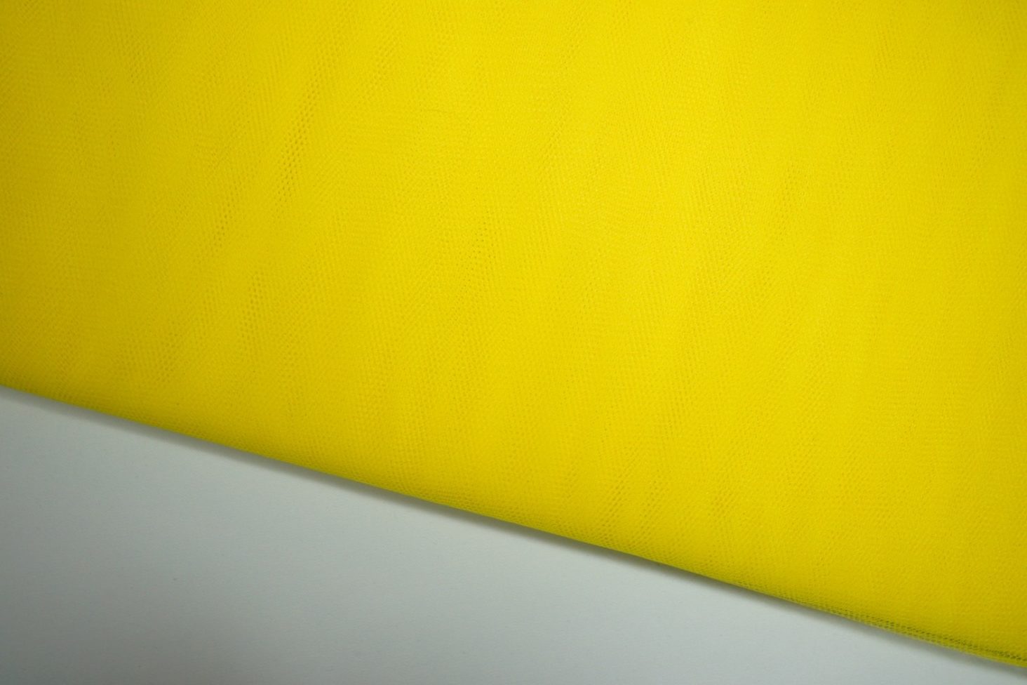 Tiul w kolorze "Citronelle"