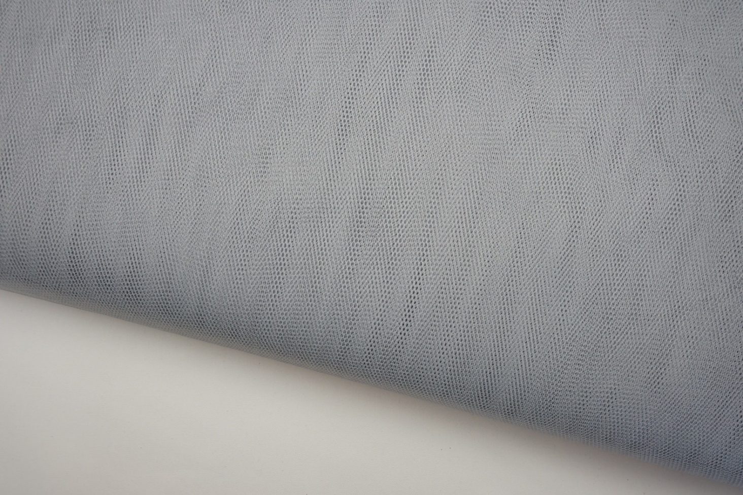 Tiul w kolorze Silver grey