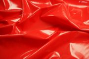 Latex w kolorze czerwonym