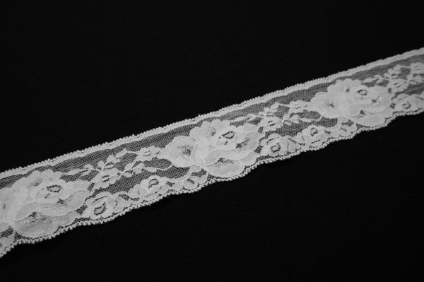 Taśma koronkowa elastyczna - szeroka na 5 cm, kolor ecru