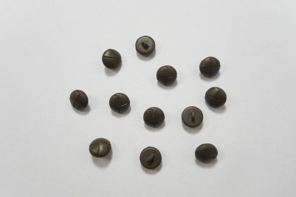 Guzik o numerze 2346, 15 mm