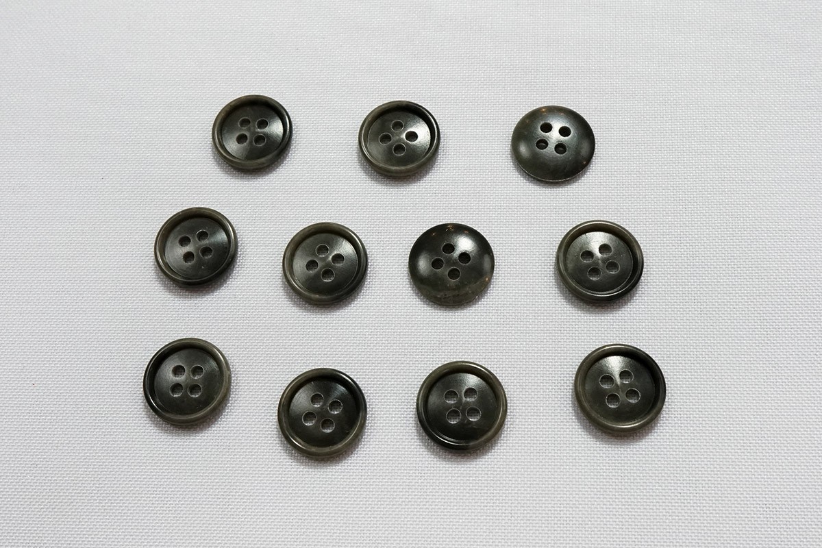 Guzik o numerze 2134, 15 mm