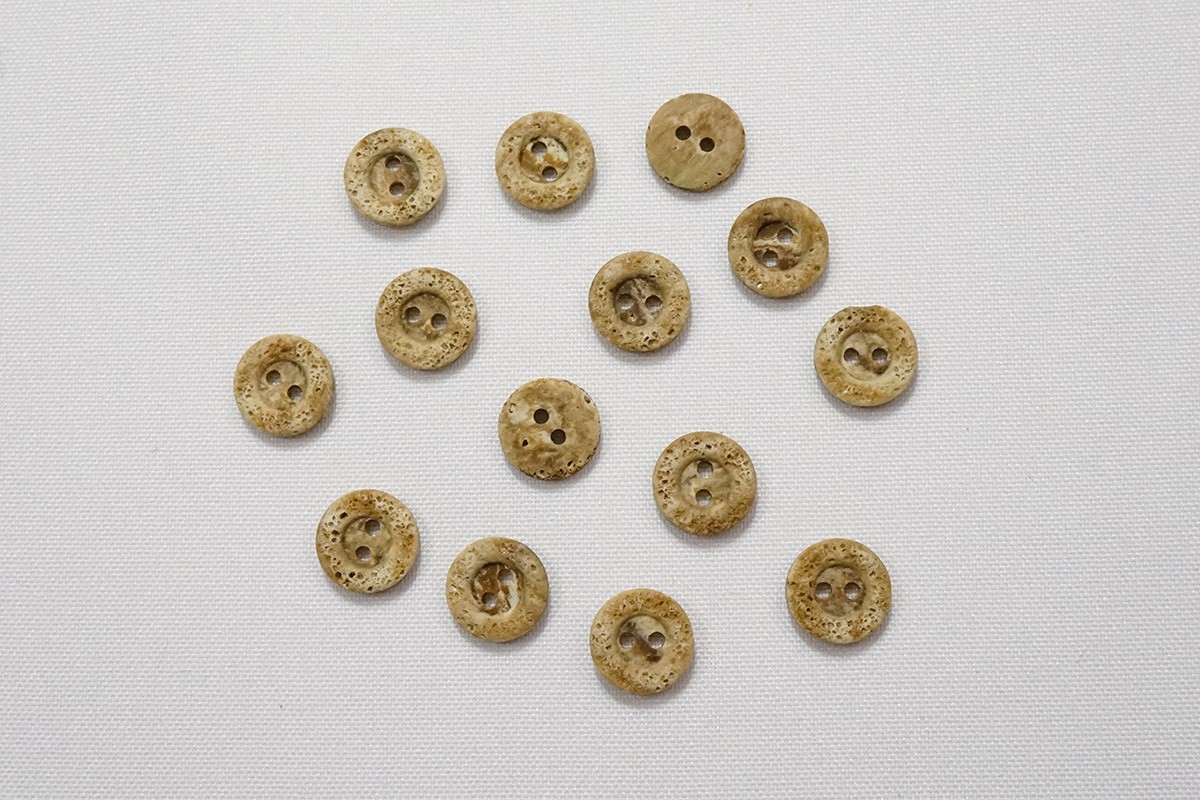 Guzik o numerze 2294, 13 mm