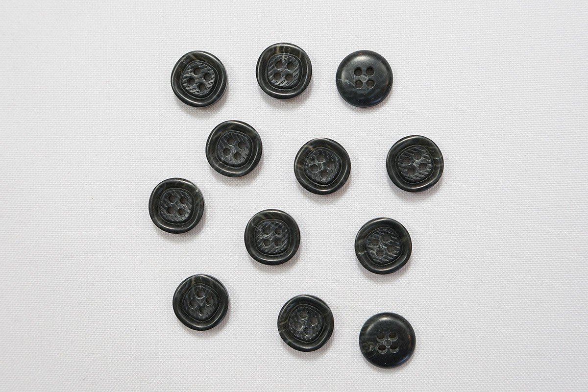 Guzik o numerze 2239, 15 mm